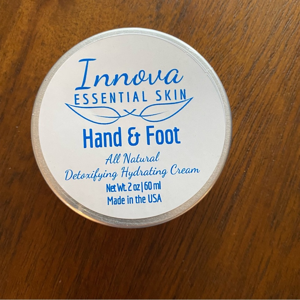 ValAsta Innova Essential Skin Hand & Foot Cream 2 Oz. NEW